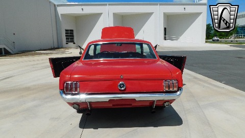1965 Ford Mustang image 92