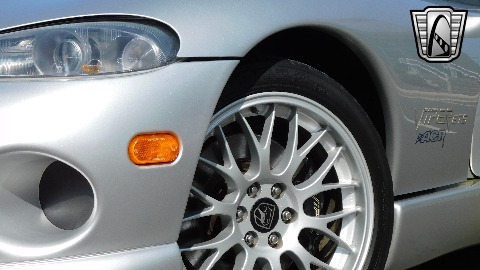 1999 Dodge Viper image 10