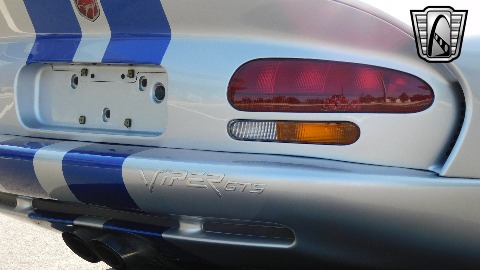 1999 Dodge Viper image 23