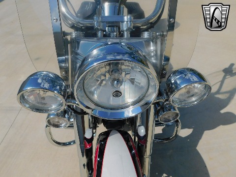 2007 Harley Davidson FLSTCI image 19