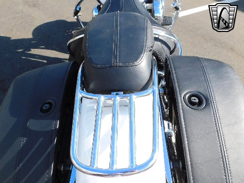 2007 Harley Davidson Softail Deluxe image 29