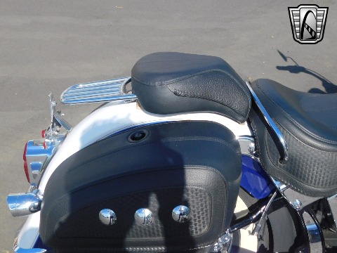 2007 Harley Davidson Softail Deluxe image 35