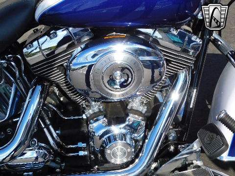 2007 Harley Davidson Softail Deluxe image 40