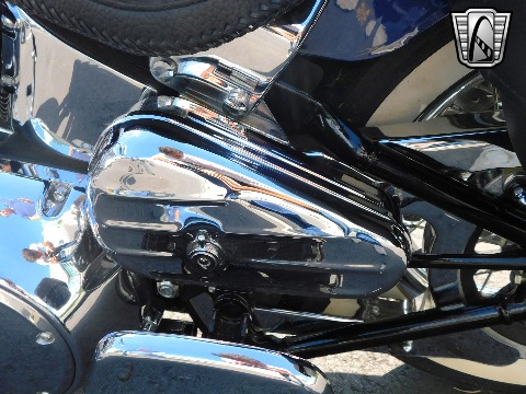 2007 Harley Davidson Softail Deluxe image 46