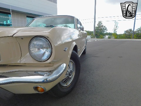 1966 Ford Mustang image 11