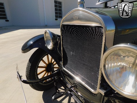 1926 Ford Model T image 60