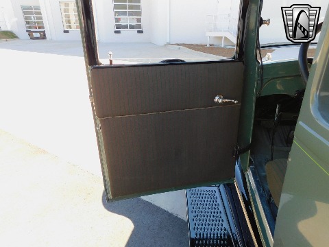 1926 Ford Model T image 35