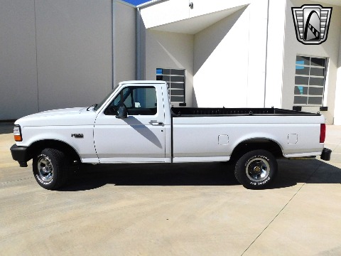 1995 Ford F150 image 2