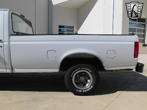 1995 Ford F150 image 16
