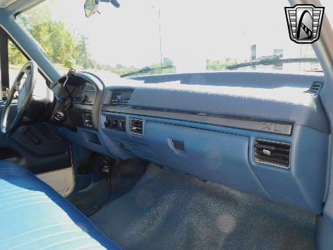 1995 Ford F150 image 42