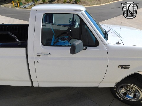 1995 Ford F150 image 24