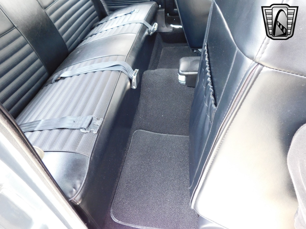 1967 Ford Fairlane 28