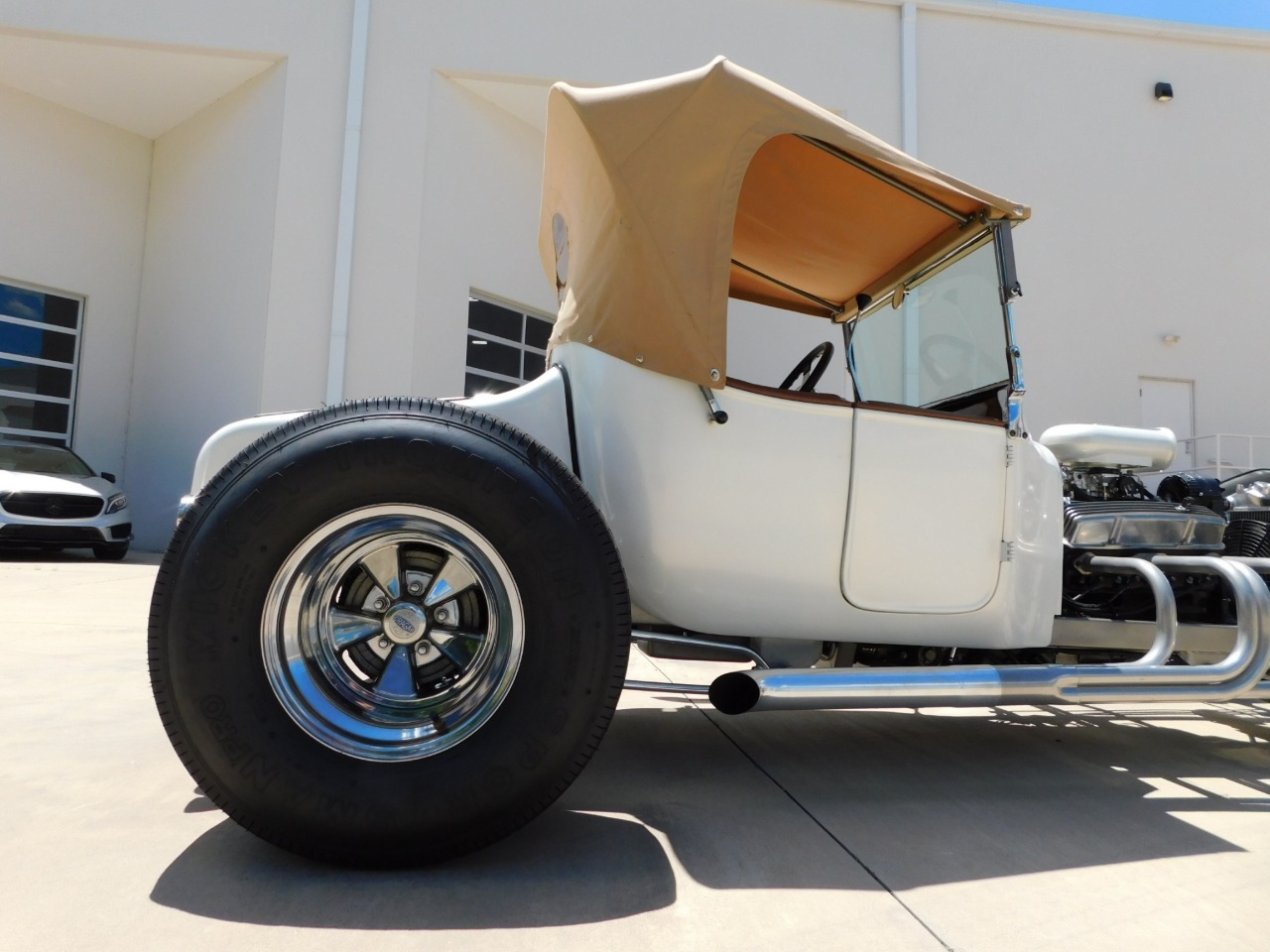 1923 Ford T-Bucket Hot Rod 48