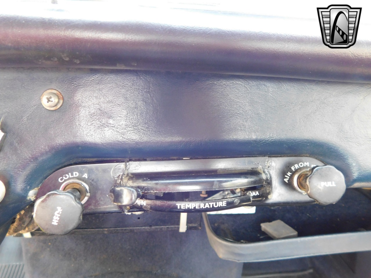 1961 Austin-Healey 3000 93