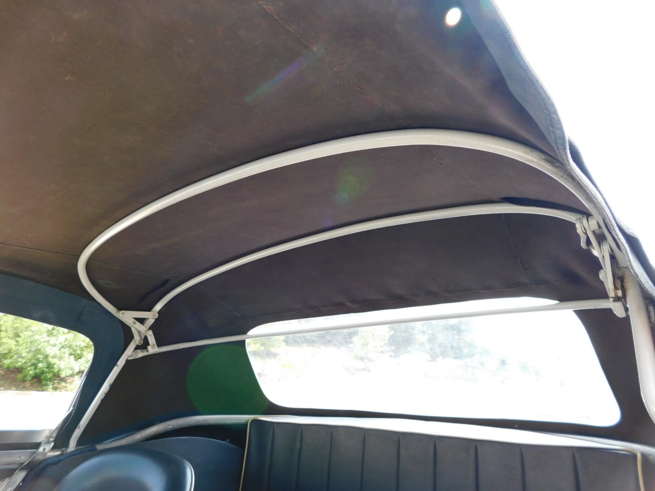 1961 Austin-Healey 3000 26