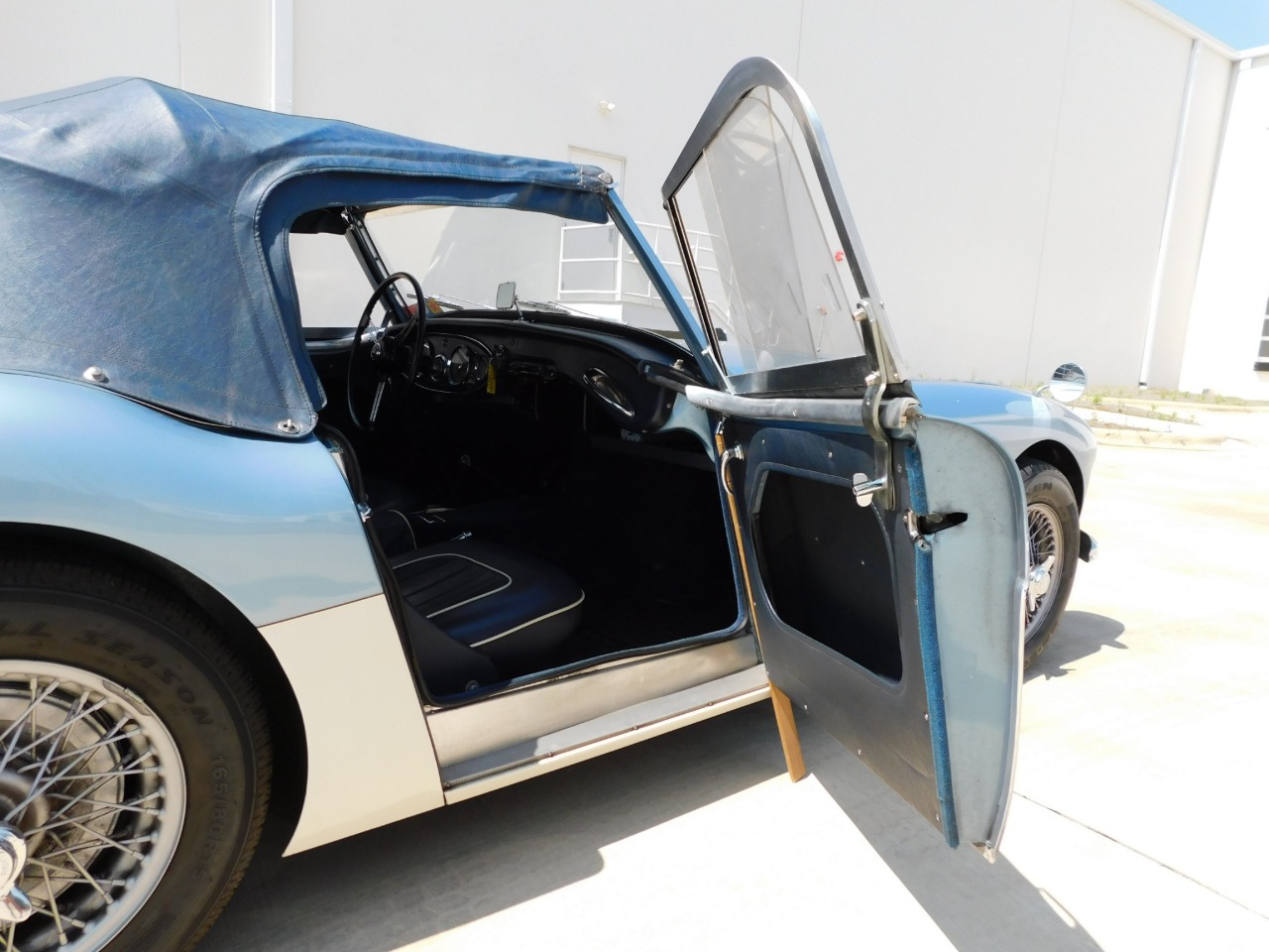 1961 Austin-Healey 3000 99