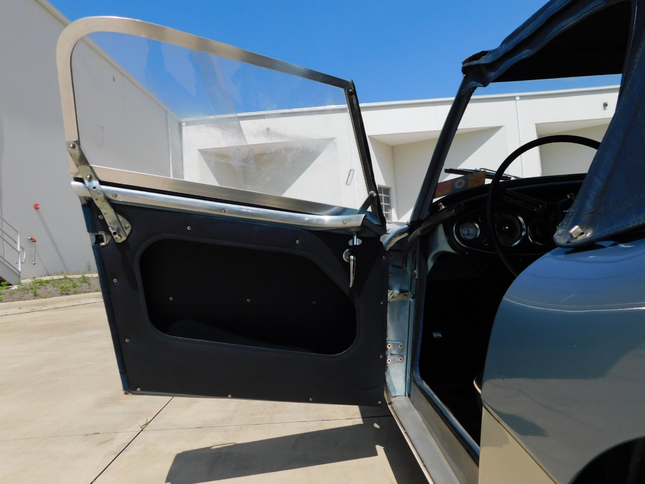 1961 Austin-Healey 3000 84