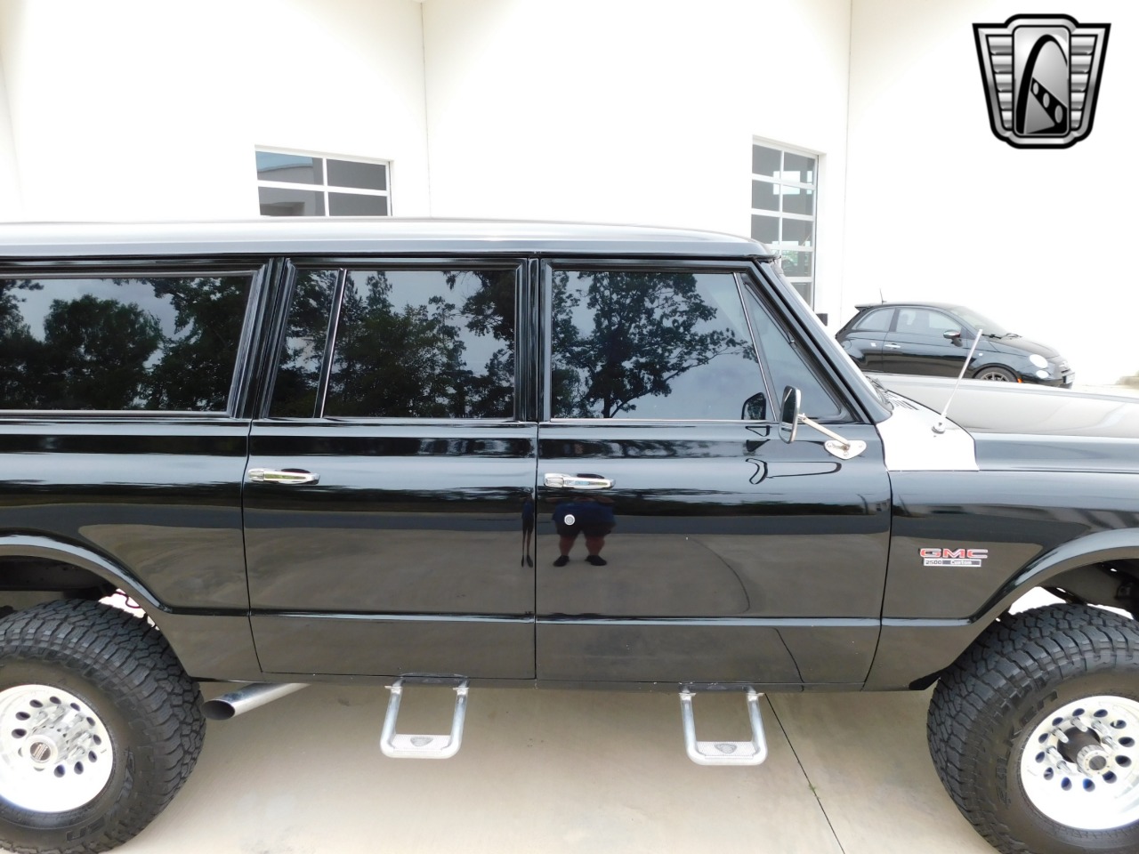 1972 GMC Suburban 53