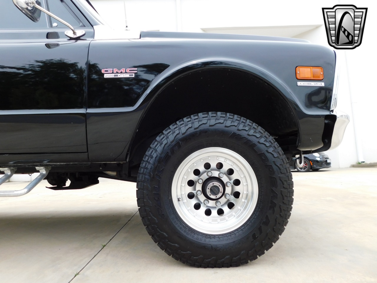 1972 GMC Suburban 54