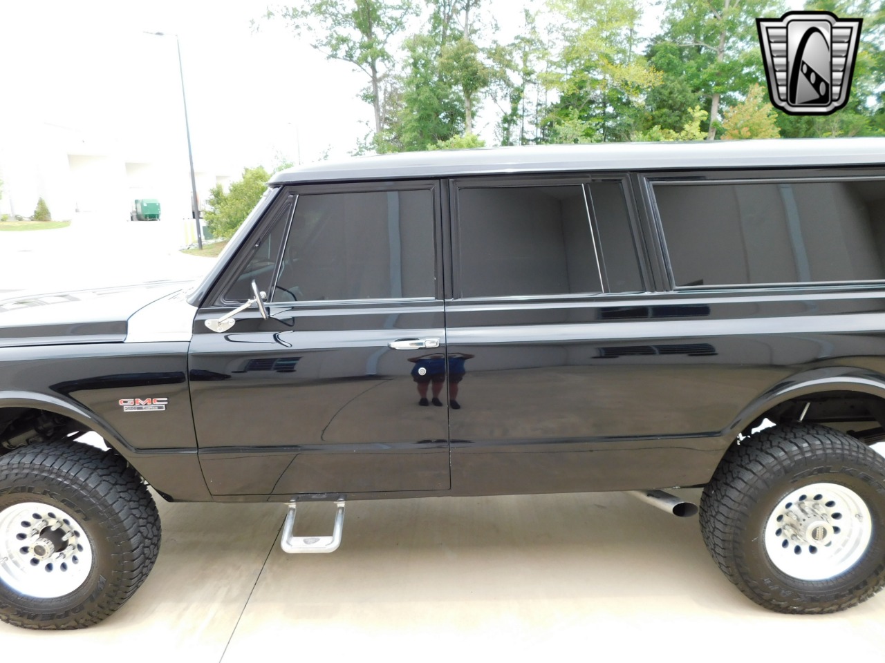 1972 GMC Suburban 40