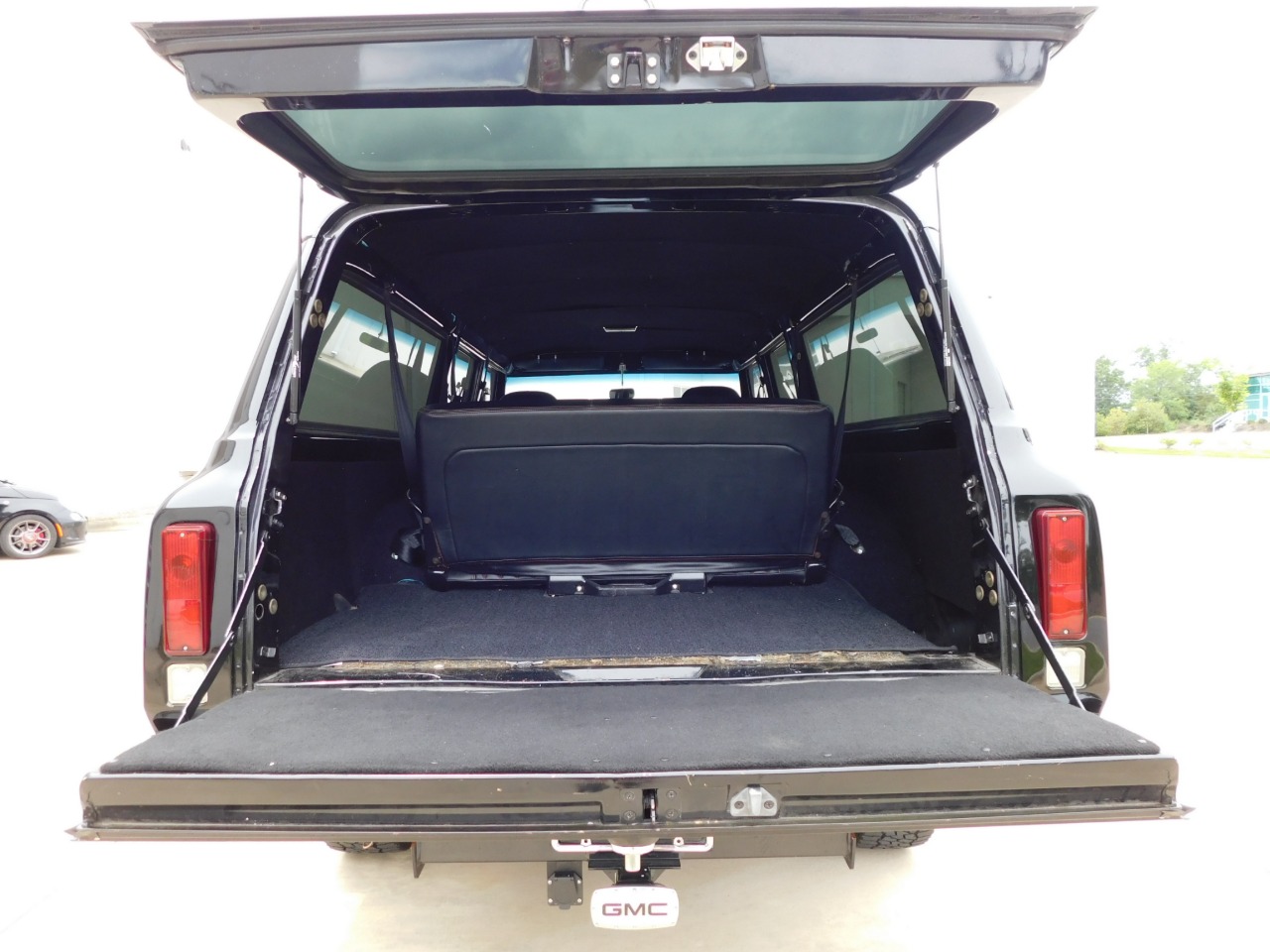 1972 GMC Suburban 84