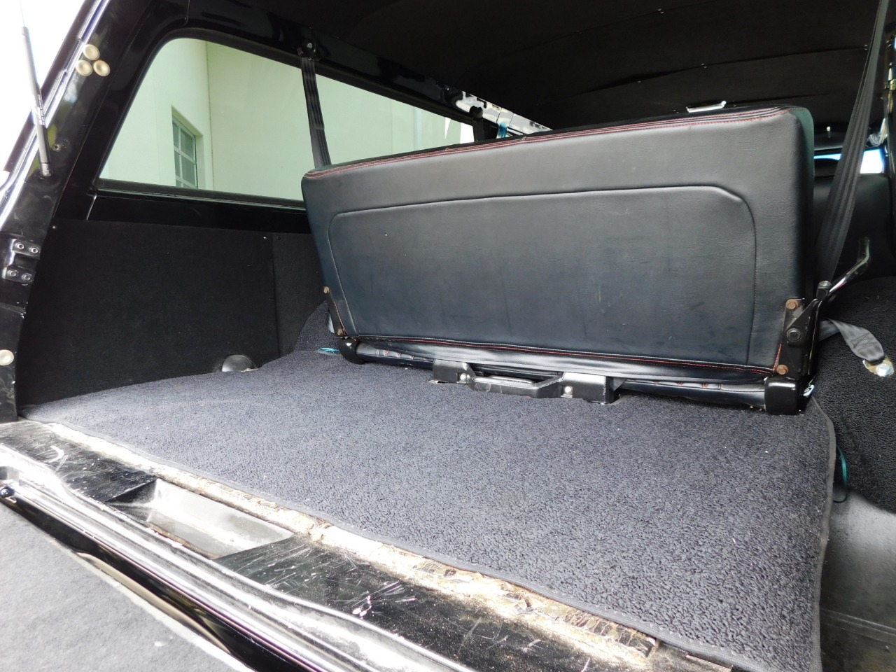 1972 GMC Suburban 19