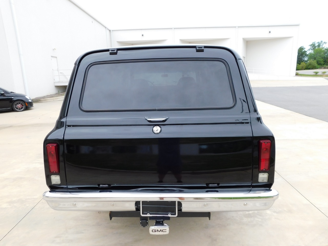 1972 GMC Suburban 46