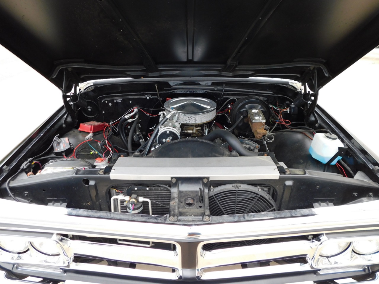 1972 GMC Suburban 68