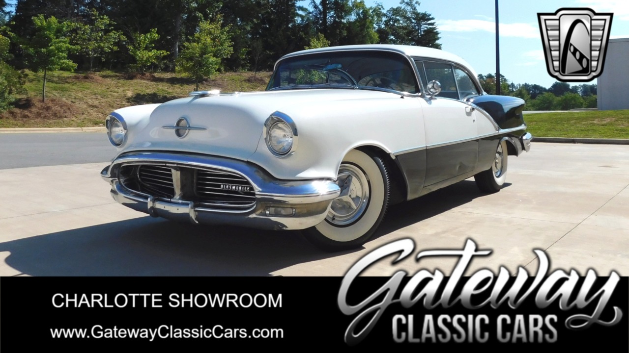 1956 Oldsmobile Super 88 Holiday 1