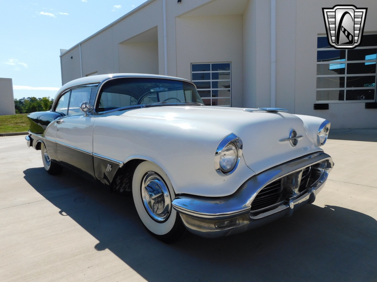 1956 Oldsmobile Super 88 Holiday 54