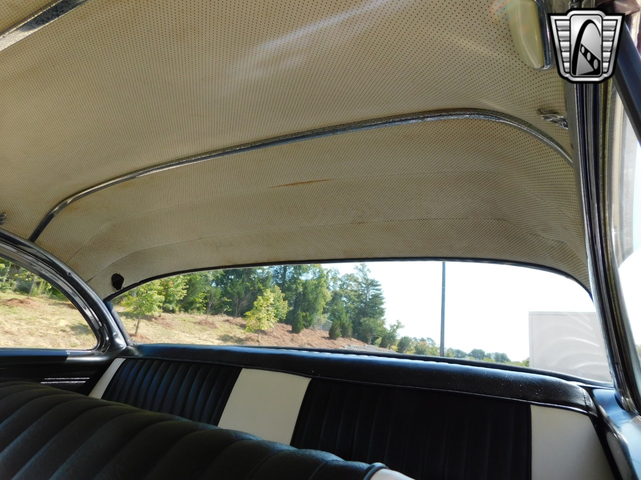 1956 Oldsmobile Super 88 Holiday 24