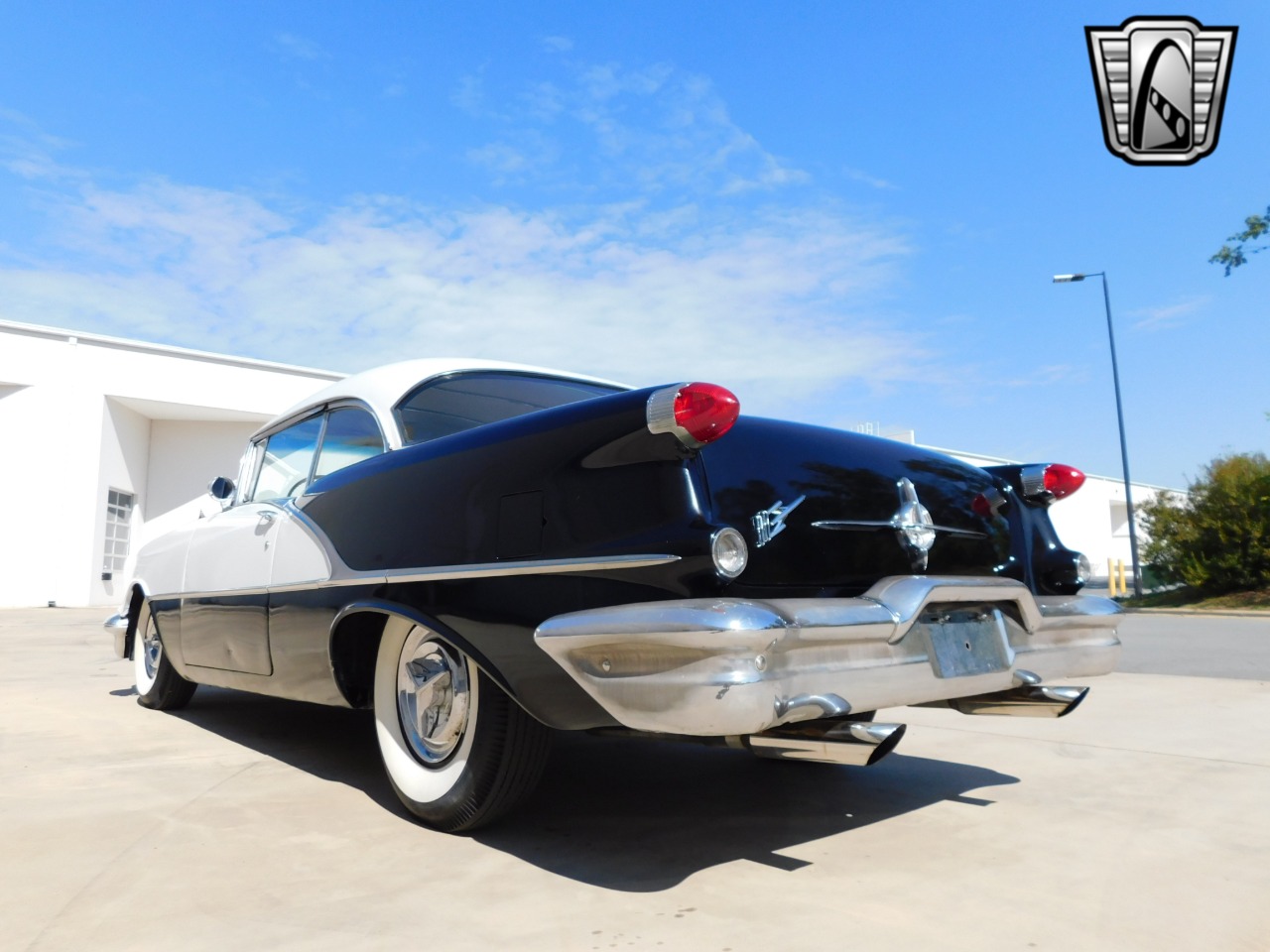 1956 Oldsmobile Super 88 Holiday 8