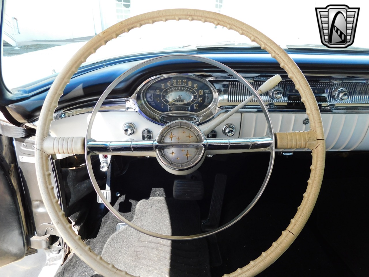 1956 Oldsmobile Super 88 Holiday 87