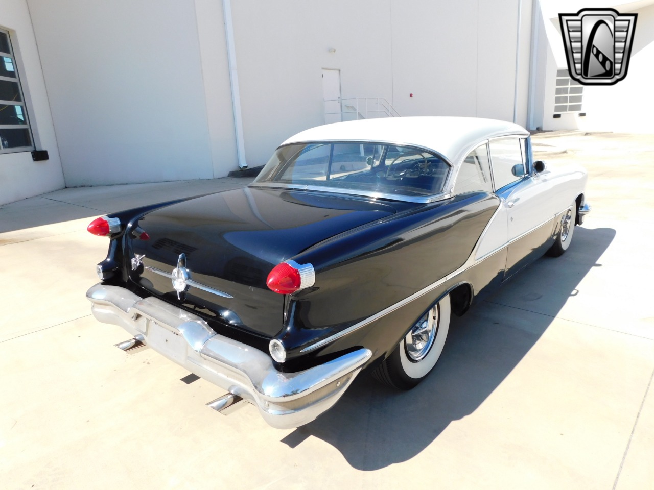 1956 Oldsmobile Super 88 Holiday 47