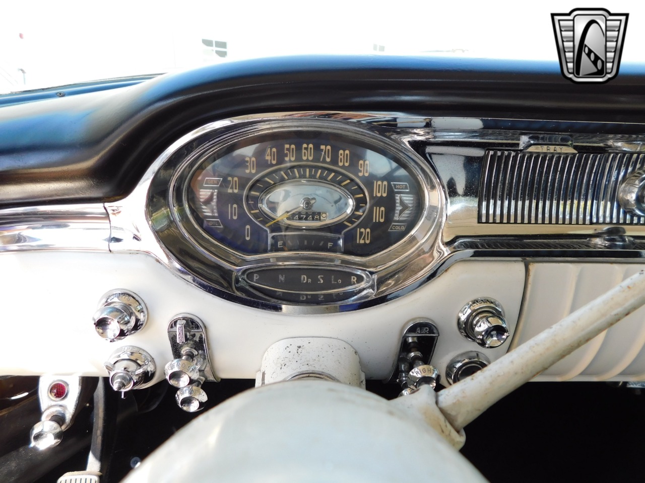 1956 Oldsmobile Super 88 Holiday 88