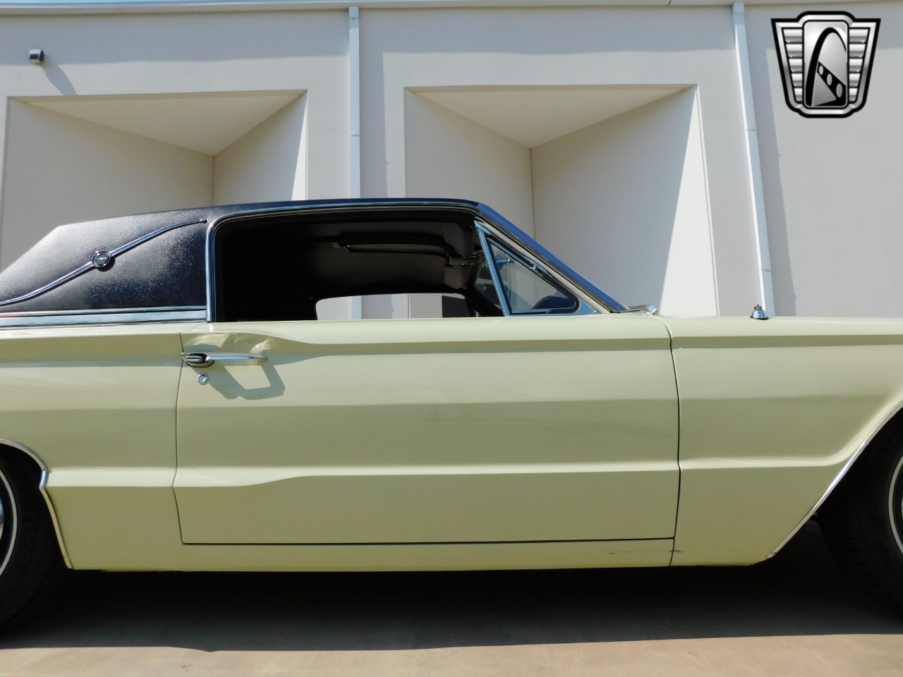 1966 Ford Thunderbird 50