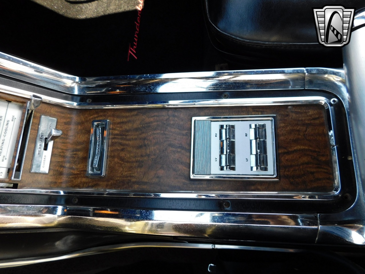 1966 Ford Thunderbird 92