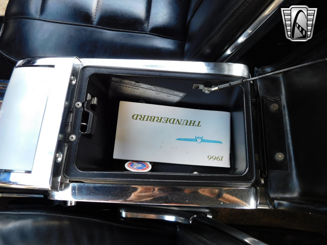 1966 Ford Thunderbird 94