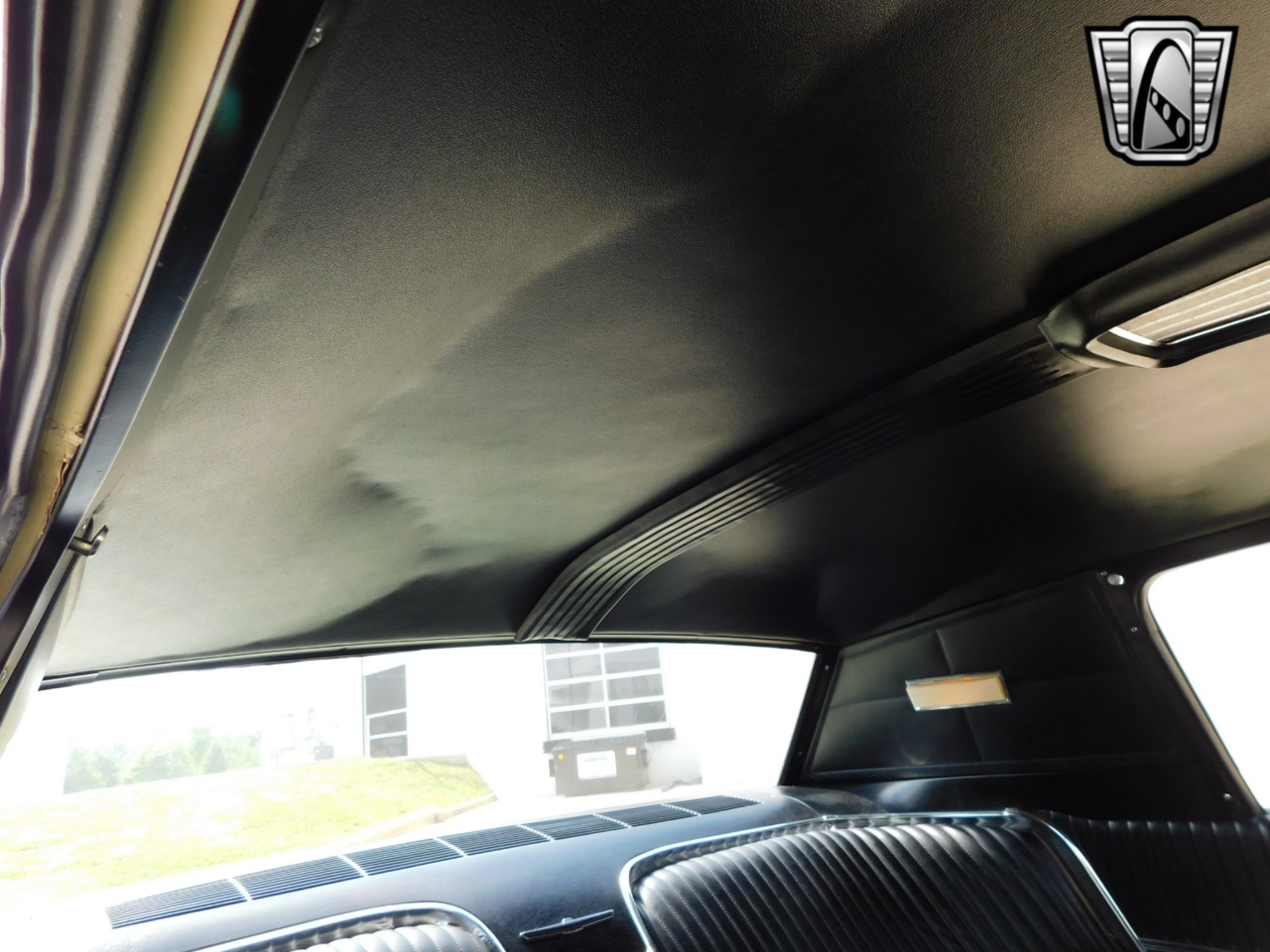 1966 Ford Thunderbird 27