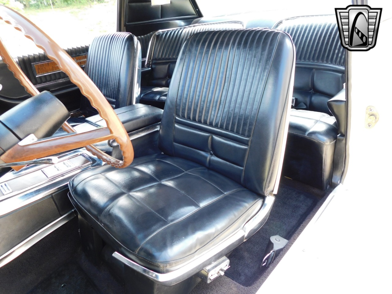 1966 Ford Thunderbird 96