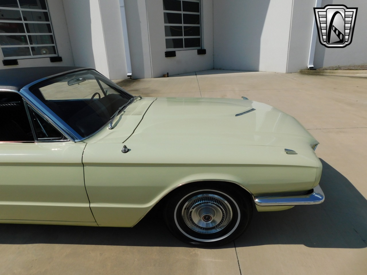 1966 Ford Thunderbird 53