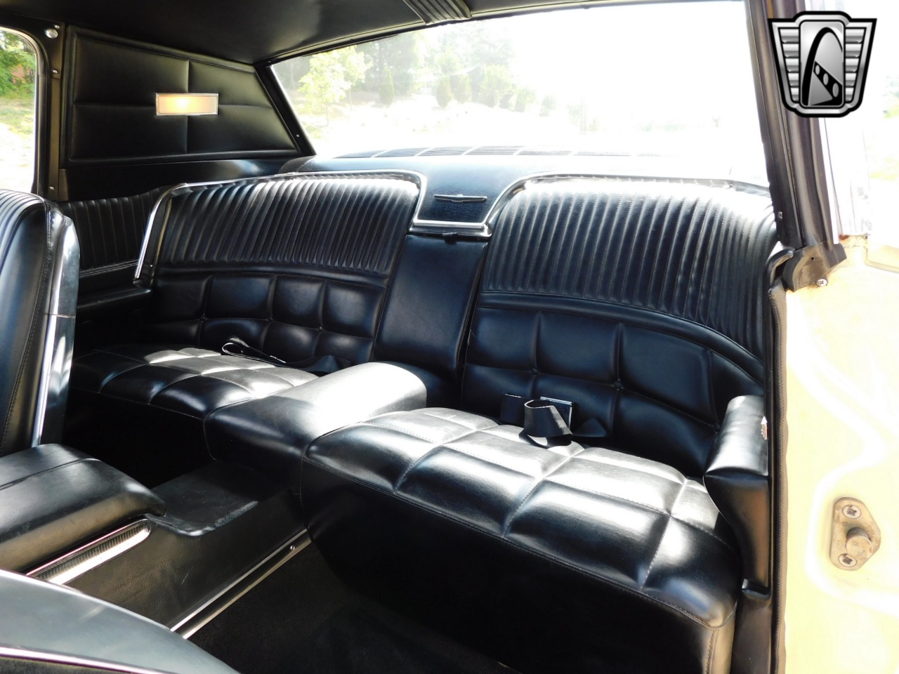 1966 Ford Thunderbird 98