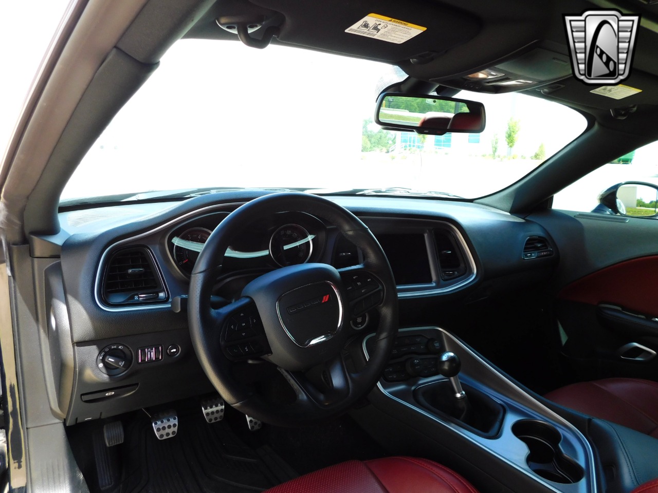 2021 Dodge Challenger 21