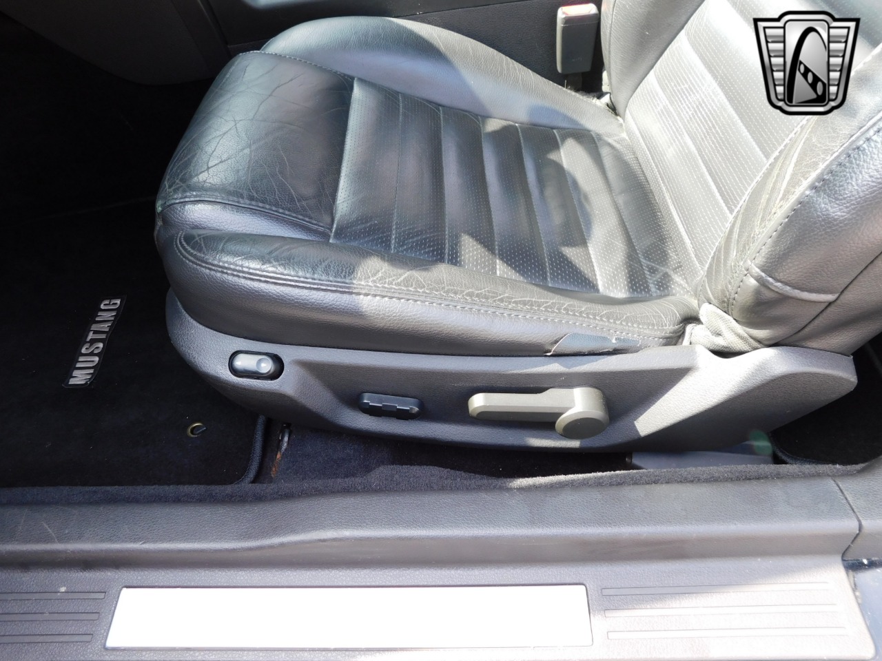 2009 Ford Mustang 94