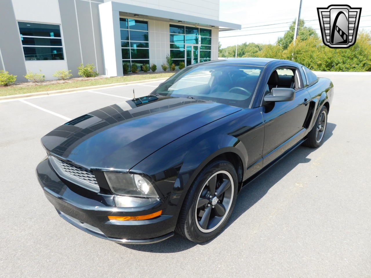 2009 Ford Mustang 35