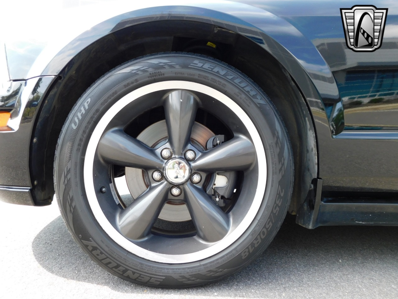 2009 Ford Mustang 31