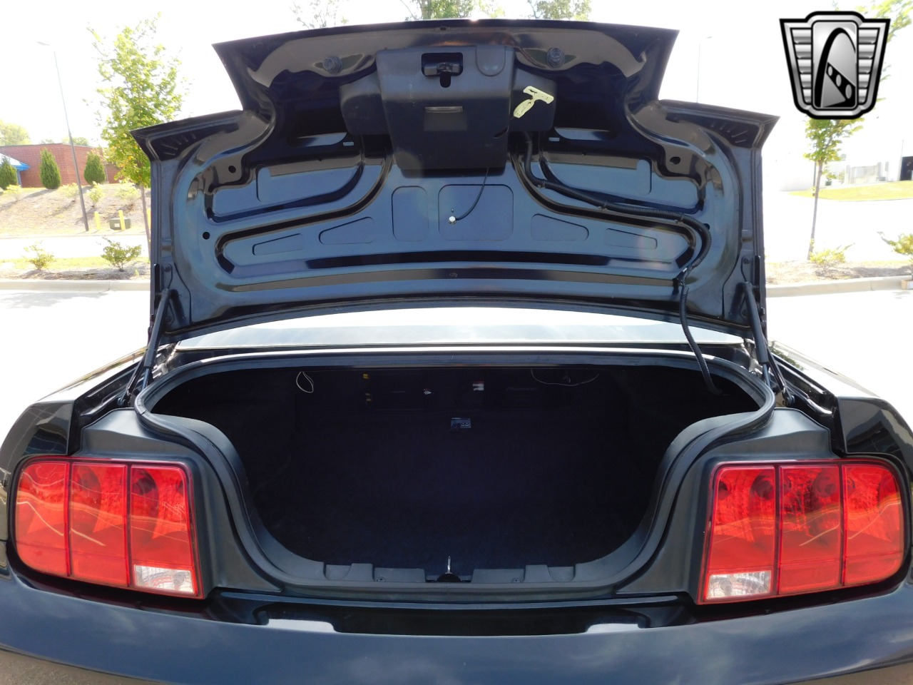 2009 Ford Mustang 79