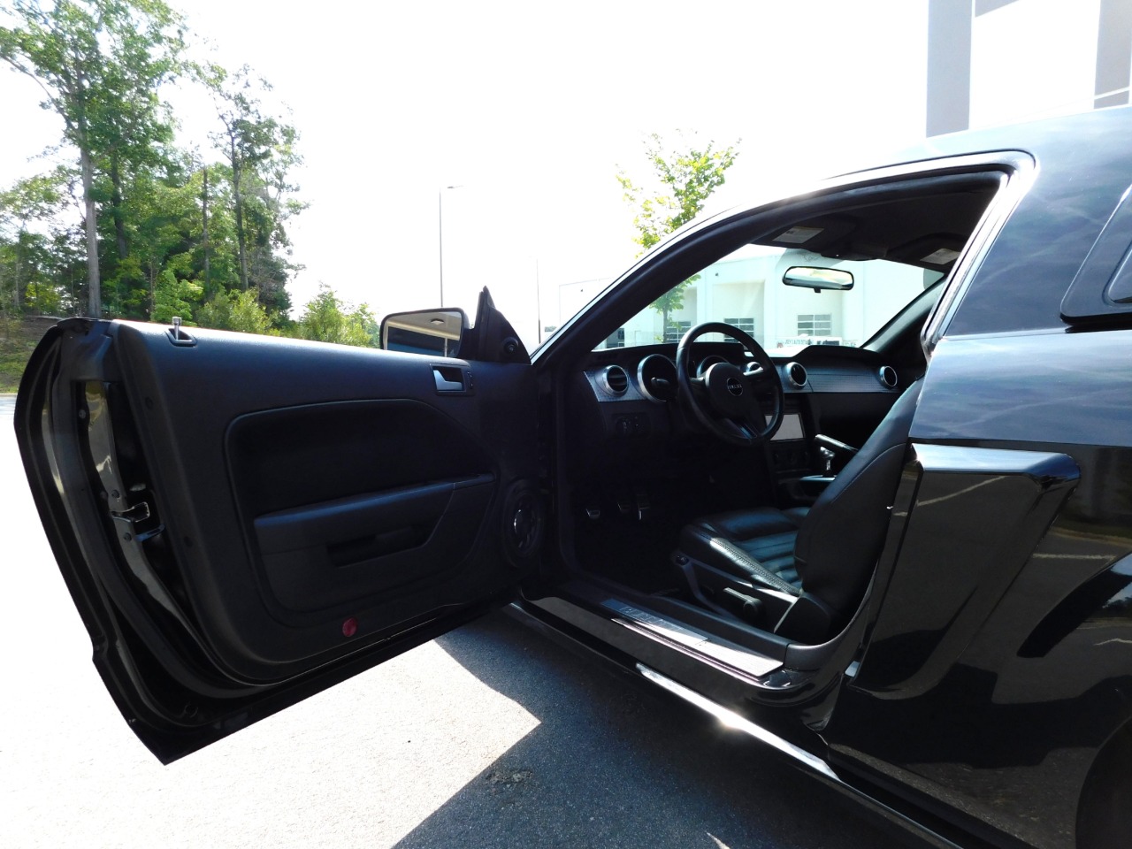 2009 Ford Mustang 81