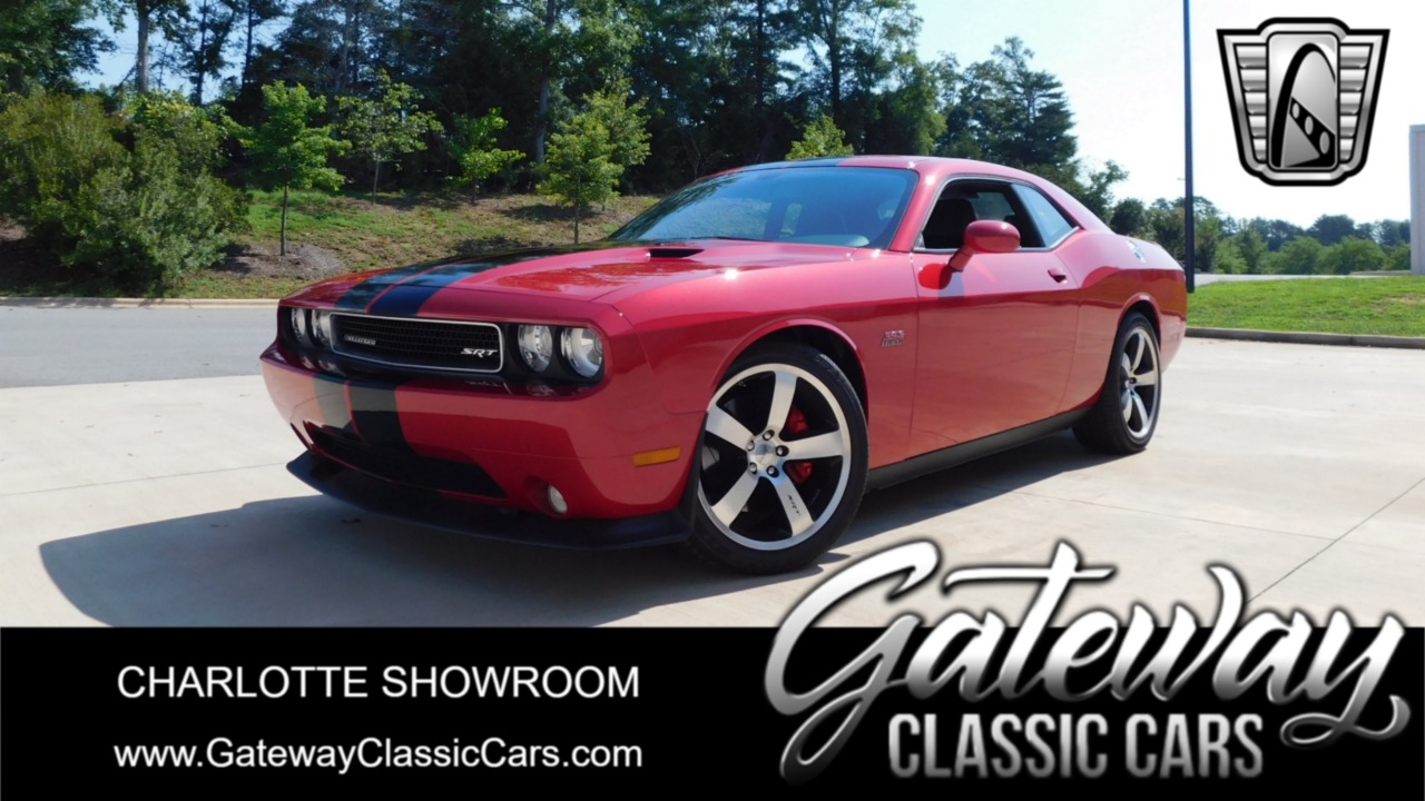 2011 Dodge Challenger 1