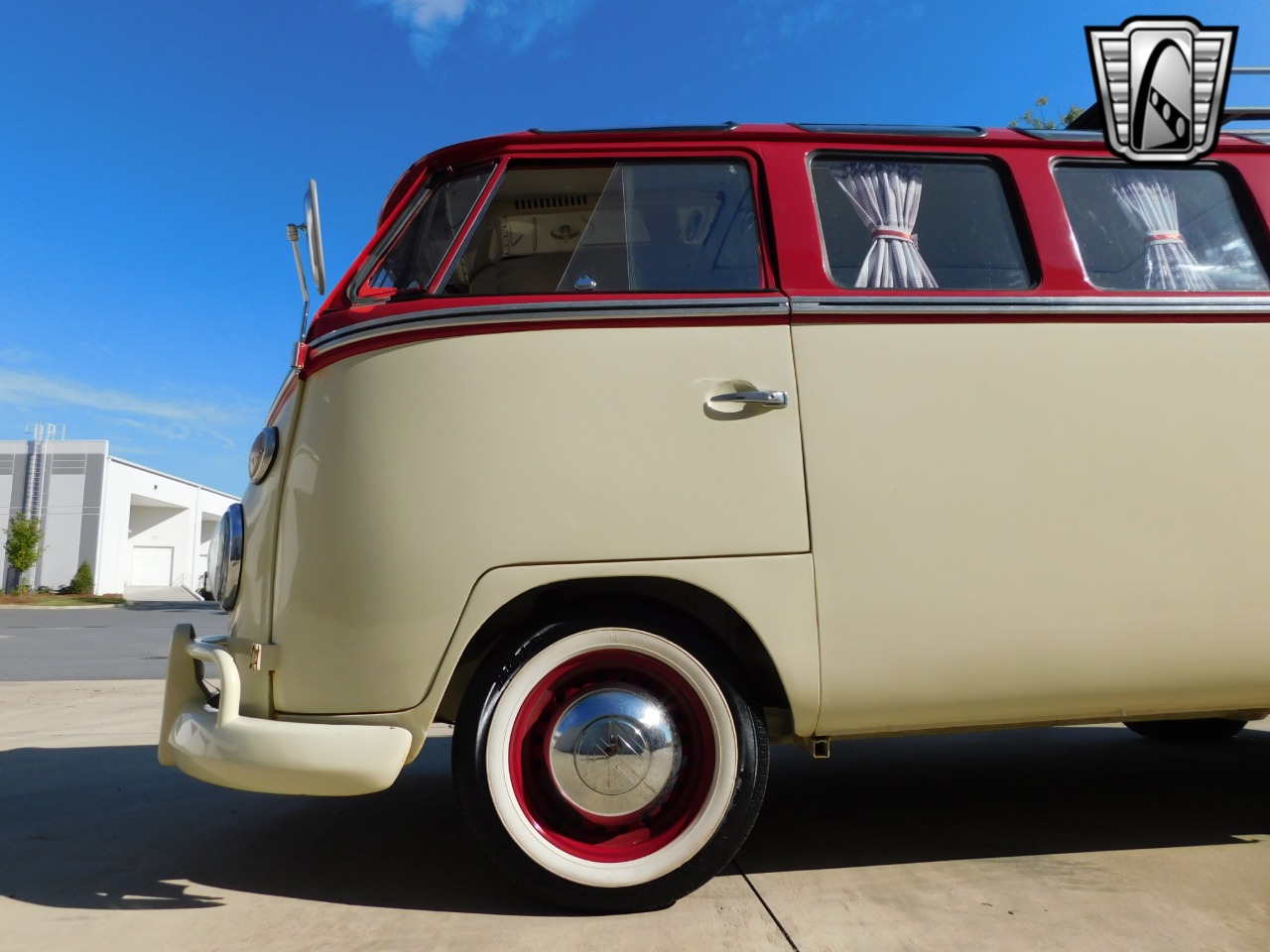 1975 Volkswagen Type 2 36